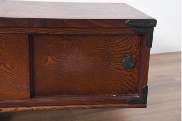 中古　美品!!　岩谷堂箪笥　「菊幸」　欅(ケヤキ)材　漆塗り　落ち着いた和の雰囲気漂うローボード(サイドボード、テレビ台、テレビボード、収納棚、戸棚)(R-082653)