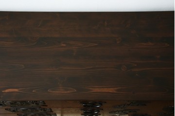 中古　美品　岩谷堂箪笥　「菊幸」　欅(ケヤキ)材　漆塗り　重厚感ある金具が上品な雰囲気を醸し出すサイドチェスト　(R-082655)