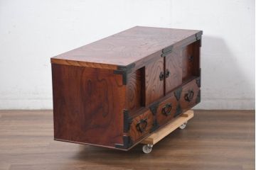 中古　美品　岩谷堂箪笥　「菊幸」　漆塗り　欅(ケヤキ)材　深みのある色合いが美しいテレビ台(収納棚、引き出し、ローボード、リビングボード、サイドボード、戸棚)(R-082657)