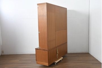 和製ビンテージ　日田工芸　チーク材　北欧風のデザインが素敵なキャビネット(収納棚、飾り棚、戸棚、本箱、本棚、店舗什器、カップボード、ヴィンテージ)(R-082661)