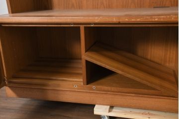 和製ビンテージ　日田工芸　チーク材　北欧風のデザインが素敵なキャビネット(収納棚、飾り棚、戸棚、本箱、本棚、店舗什器、カップボード、ヴィンテージ)(R-082661)
