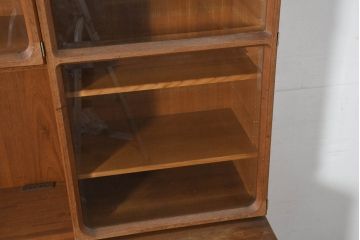 和製ビンテージ　日田工芸　チーク材　北欧風のデザインが素敵なキャビネット(収納棚、飾り棚、戸棚、本箱、本棚、店舗什器、カップボード、ヴィンテージ)(R-082661)