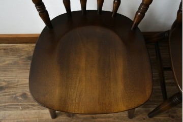 中古　美品　飛騨産業　キツツキマーク　木のぬくもりを感じるダイニングチェア2脚セット　(R-082662)