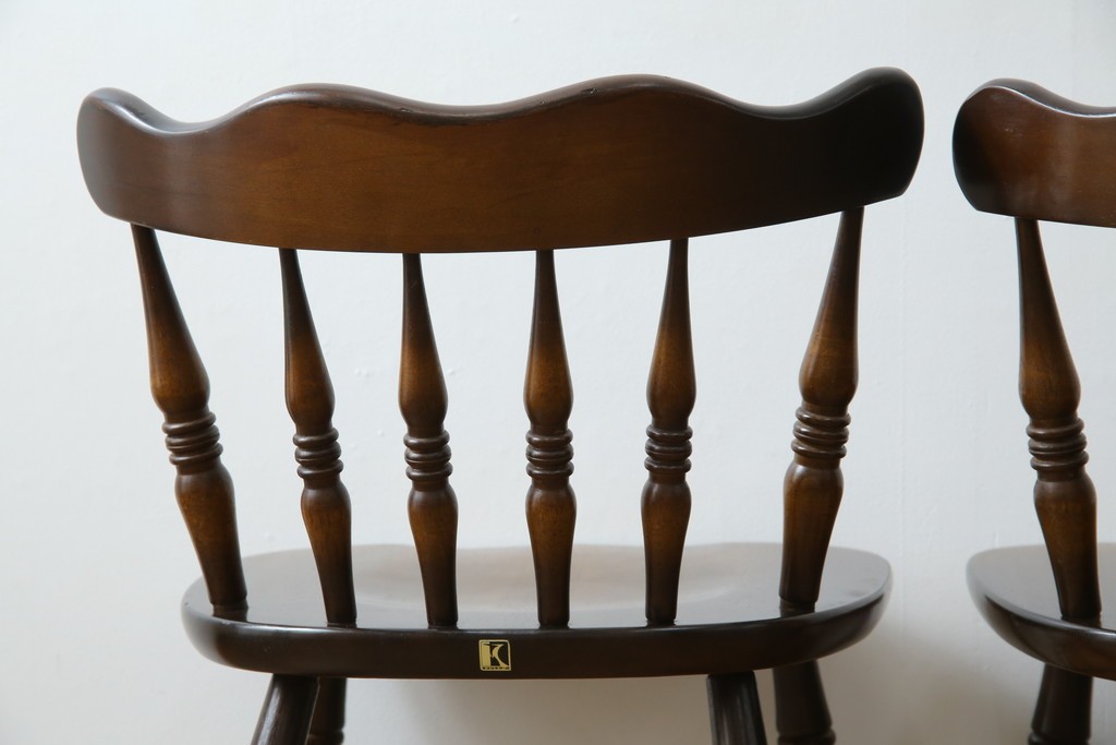 中古　美品　飛騨産業　キツツキマーク　木のぬくもりを感じるダイニングチェア2脚セット　(R-082662)