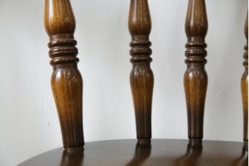 中古　美品　飛騨産業　キツツキマーク　木のぬくもりを感じるダイニングチェア2脚セット　(R-082662)