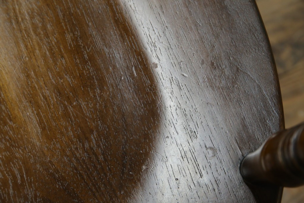 中古　美品　飛騨産業　キツツキマーク　木のぬくもりを感じるダイニングチェア2脚セット　(R-082662)