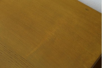 和製アンティーク　希少な子供サイズ　レトロで可愛らしい雰囲気の片袖机　(R-082664)