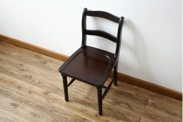 中古　希少な廃番品　北海道民芸家具　HM686　ゆるりと曲線を描くフォルムが魅力的なダイニングチェア(イス、椅子、板座チェア)(R-082669)