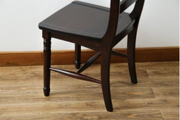中古　希少な廃番品　北海道民芸家具　HM686　ゆるりと曲線を描くフォルムが魅力的なダイニングチェア(イス、椅子、板座チェア)(R-082669)