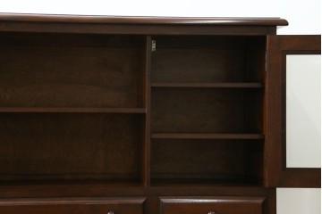 中古　美品　松本民芸家具　C-II型　重厚な造りと優美なボールフットが際立つクラシカルなサイドボード　定価約60万5千円　(R-082672)
