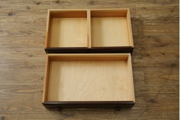中古　美品　松本民芸家具　C-II型　重厚な造りと優美なボールフットが際立つクラシカルなサイドボード　定価約60万5千円　(R-082672)