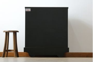 中古　美品　岩谷堂箪笥　美しい朱色の漆塗りが施された小振りな車箪笥(小箪笥、チェスト、引き出し、民芸家具、収納箪笥)(R-082673)