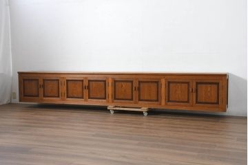 中古　特注!!　特大!!幅3.2メートル　オークヴィレッジ製　ナラ材　無垢　極厚天板ローボード(テレビ台、テレビボード、リビングボード、収納棚、戸棚、飾り棚)(製作費約150万円)(R-082675)