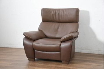 中古　カリモク(karimoku)　Chitano(チターノ)　本革(レザー)　上質な座り心地と洗練されたデザインの一人掛けソファ(アームチェア、1P、1人掛けソファ)(R-082677)