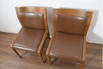中古　CONDE HOUSE(カンディハウス)　セルジオD　本革(レザー)　オーク材　希少な廃番品!!温かみのある空間作りにおすすめのダイニングチェア2脚セット(椅子、イス、バラ売り可能)(R-082679)