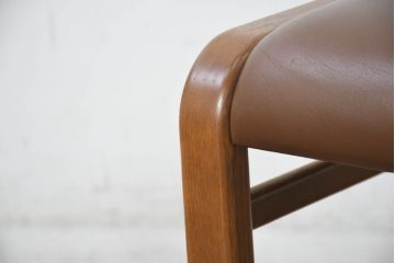 中古　CONDE HOUSE(カンディハウス)　セルジオD　本革(レザー)　オーク材　希少な廃番品!!温かみのある空間作りにおすすめのダイニングチェア2脚セット(椅子、イス、バラ売り可能)(R-082679)