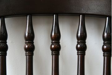 中古　美品　松本民芸家具　#1　クラシカルな安川式スピンドルチェア(ダイニングチェア、板座チェア、椅子、民芸家具)(定価約11万円)(R-082680)