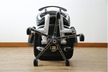 中古　美品　okamura(オカムラ)　Contessa(コンテッサ)　ハンガー付き　快適な座り心地の高機能オフィスチェア(デスクチェアス)　定価約22万円相当　(R-082682)