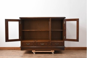 中古　美品　カリモク家具(karimoku)　COLONIAL(コロニアル)シリーズ　HK4007NK　カントリースタイルのお部屋作りにおすすめのおしゃれなサイドボード　定価約21万円　(R-082687)