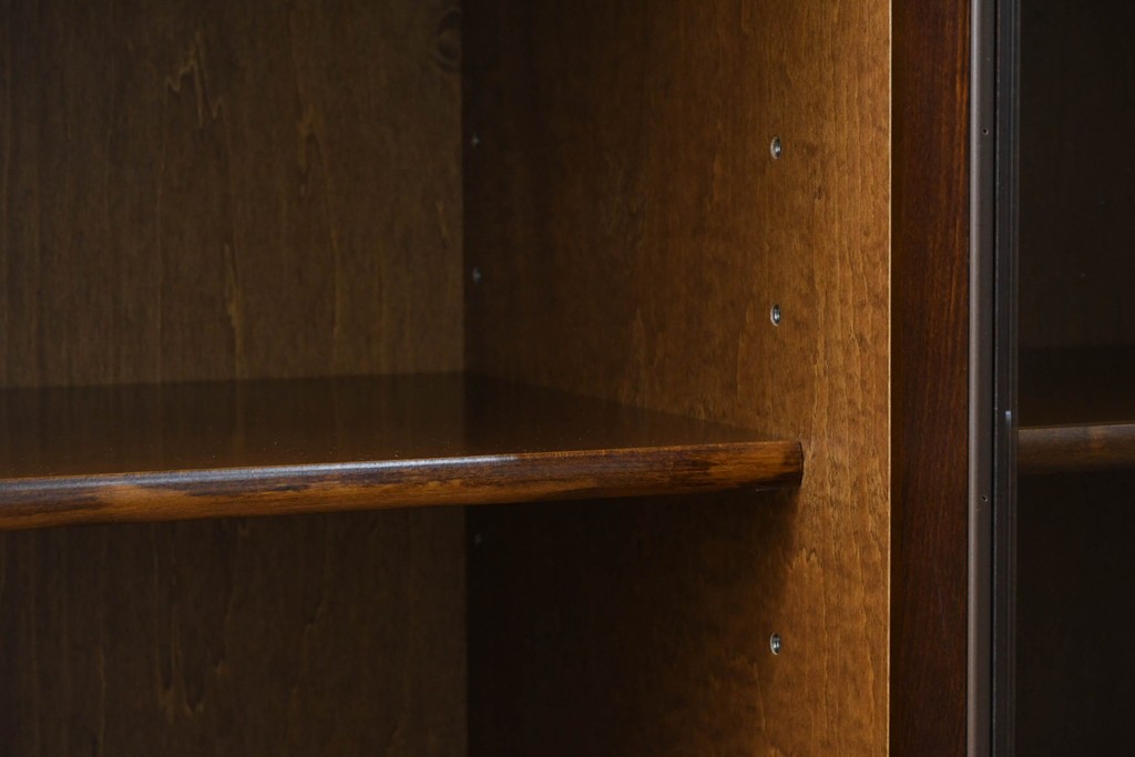 中古　美品　カリモク家具(karimoku)　COLONIAL(コロニアル)シリーズ　HK4007NK　カントリースタイルのお部屋作りにおすすめのおしゃれなサイドボード　定価約21万円　(R-082687)