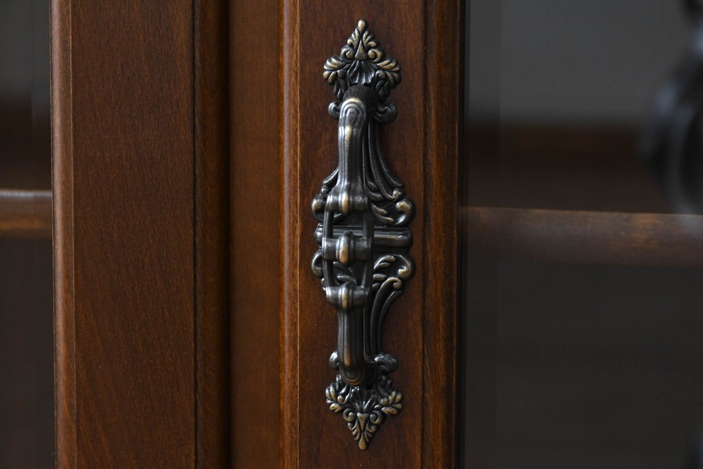 中古　美品　カリモク家具(karimoku)　COLONIAL(コロニアル)シリーズ　HK4007NK　カントリースタイルのお部屋作りにおすすめのおしゃれなサイドボード　定価約21万円　(R-082687)