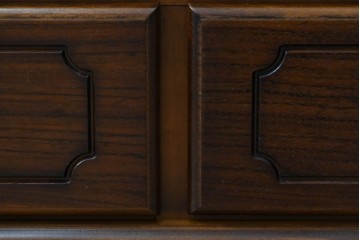 中古　美品　カリモク家具(karimoku)　COLONIAL(コロニアル)シリーズ　HK4007NK　カントリースタイルのお部屋作りにおすすめのおしゃれなサイドボード　定価約21万円　(R-082687)