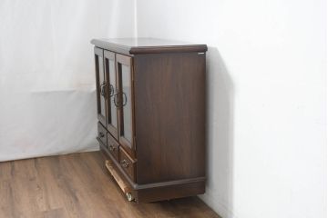 中古　美品　カリモク家具(karimoku)　COLONIAL(コロニアル)シリーズ　HK4007NK　カントリースタイルのお部屋作りにおすすめのおしゃれなサイドボード(ローボード、リビングボード、収納棚、戸棚)(定価約21万円)(R-082687)