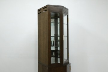 中古　カリモク家具(karimoku)　domani(ドマーニ)　Morganton(モーガントン)　クラシカルモダンデザインの二段重ねコーナーキャビネット　定価約60〜70万円　(R-082688)