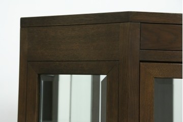 中古　カリモク家具(karimoku)　domani(ドマーニ)　Morganton(モーガントン)　クラシカルモダンデザインの二段重ねコーナーキャビネット　定価約60〜70万円　(R-082688)