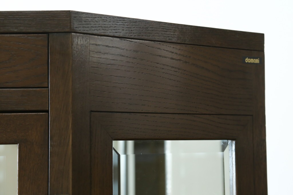 中古　カリモク家具(karimoku)　domani(ドマーニ)　Morganton(モーガントン)　クラシカルモダンデザインの二段重ねコーナーキャビネット　定価約60〜70万円　(R-082688)