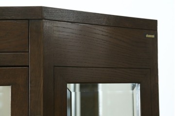 中古　カリモク家具(karimoku)　domani(ドマーニ)　Morganton(モーガントン)　クラシカルモダンデザインの二段重ねコーナーキャビネット　定価約60〜70万円　(R-082688)