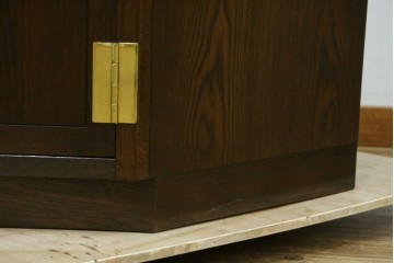 中古　カリモク家具(karimoku)　domani(ドマーニ)　Morganton(モーガントン)　クラシカルモダンデザインの二段重ねコーナーキャビネット　定価約60〜70万円　(R-082688)