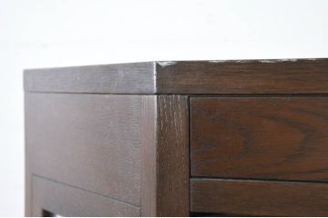 中古　カリモク家具(karimoku)　domani(ドマーニ)　Morganton(モーガントン)　クラシカルモダンデザインの二段重ねコーナーキャビネット(キュリオケース、ガラスケース、ショーケース、ディスプレイケース、コレクションケース、飾り棚、陳列棚、収納棚、店舗什器)(定価約60〜70万円)(R-082688)