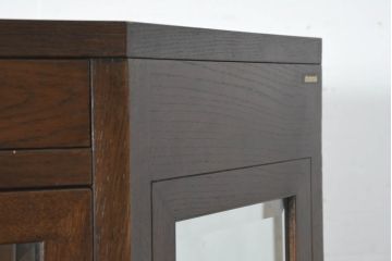 中古　カリモク家具(karimoku)　domani(ドマーニ)　Morganton(モーガントン)　クラシカルモダンデザインの二段重ねコーナーキャビネット(キュリオケース、ガラスケース、ショーケース、ディスプレイケース、コレクションケース、飾り棚、陳列棚、収納棚、店舗什器)(定価約60〜70万円)(R-082688)