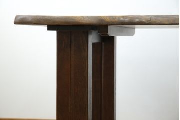中古　美品!!　カリモク家具(karimoku)　希少モデル　タモ材無垢　自然な風合いと美しい杢目で暮らしに温もりを添えるダイニングテーブル(4人掛け、6人掛け、食卓、作業台)(定価約20万円)(R-082689)