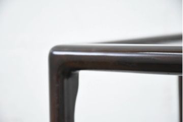 中古　美品　黒檀の風合いが魅力の小振りな茶棚(コクタン、飾り棚、違い棚、収納棚、戸棚、民芸家具)(R-082691)