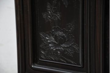 中古　美品　黒檀の風合いが魅力の小振りな茶棚(コクタン、飾り棚、違い棚、収納棚、戸棚、民芸家具)(R-082691)