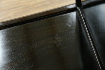 中古　美品　黒檀の風合いが魅力の小振りな茶棚(コクタン、飾り棚、違い棚、収納棚、戸棚、民芸家具)(R-082691)