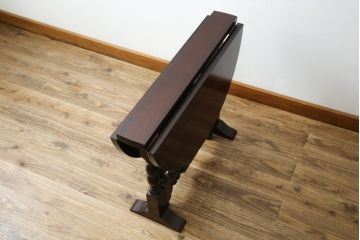 中古　美品　松本民芸家具　脚のデザインがシックな#13型T・Fバタフライ卓(バタフライテーブル、サイドテーブル、ラウンドテーブル、丸テーブル、ドロップリーフテーブル、カフェテーブル、コーヒーテーブル)(定価約18万円)(R-082697)