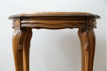 中古　イタリア　大理石トップのかわいいデザインのサイドテーブル(フラワースタンド、コンソールテーブル、ナイトテーブル、花台、飾り台)(R-082699)