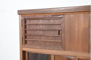 和製ビンテージ　美品　屋久杉　優しい色合いと杢目が魅力的な茶箪笥(茶タンス、収納棚、戸棚、茶棚、飾り棚、キャビネット、ヴィンテージ)(R-082701)