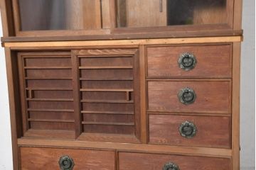 和製ビンテージ　美品　屋久杉　優しい色合いと杢目が魅力的な茶箪笥(茶タンス、収納棚、戸棚、茶棚、飾り棚、キャビネット、ヴィンテージ)(R-082701)