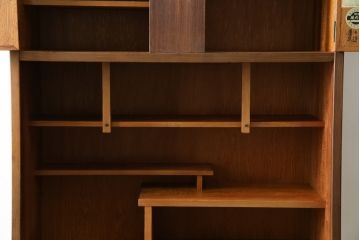 和製ビンテージ　美品　屋久杉　優しい色合いと杢目が魅力的な茶箪笥(茶タンス、収納棚、戸棚、茶棚、飾り棚、キャビネット、ヴィンテージ)(R-082701)