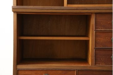 和製ビンテージ　美品　屋久杉　優しい色合いと杢目が魅力的な茶箪笥(茶タンス、収納棚、戸棚、茶棚、飾り棚、キャビネット、ヴィンテージ)(R-082701)