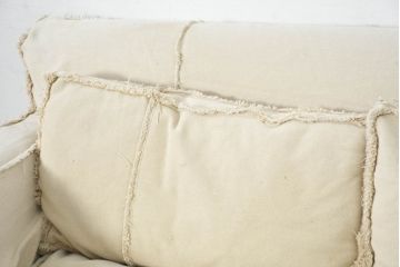 中古　HALO(ハロ)　Rayla(レイラ)　ダメージ加工　ルーズな仕上がりが魅力!!ヴィンテージスタイルが空間にこなれた風合いと深みを演出する2人掛けソファ(2P、二人掛け、英国)(R-082702)