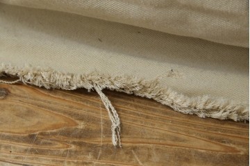 中古　HALO(ハロ)　Rayla(レイラ)　ダメージ加工　ルーズな仕上がりが魅力!!ヴィンテージスタイルが空間にこなれた風合いと深みを演出する2人掛けソファ　(R-082702)