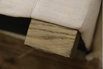 中古　HALO(ハロ)　Rayla(レイラ)　ダメージ加工　ルーズな仕上がりが魅力!!ヴィンテージスタイルが空間にこなれた風合いと深みを演出する2人掛けソファ　(R-082702)