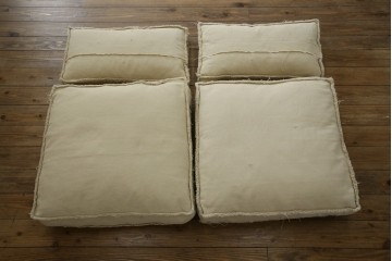 中古　HALO(ハロ)　Rayla(レイラ)　ダメージ加工　ルーズな仕上がりが魅力!!ヴィンテージスタイルが空間にこなれた風合いと深みを演出する2人掛けソファ　(R-082702)