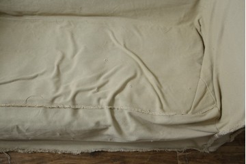 中古　HALO(ハロ)　Rayla(レイラ)　ダメージ加工　ルーズな仕上がりが魅力!!ヴィンテージスタイルが空間にこなれた風合いと深みを演出する2人掛けソファ　(R-082702)