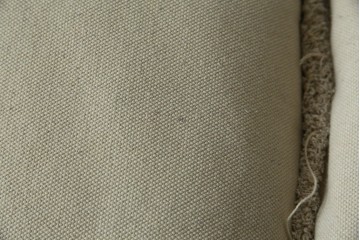 中古　HALO(ハロ)　Rayla(レイラ)　ダメージ加工　ルーズな仕上がりが魅力!!ヴィンテージスタイルが空間にこなれた風合いと深みを演出する2人掛けソファ　(R-082702)